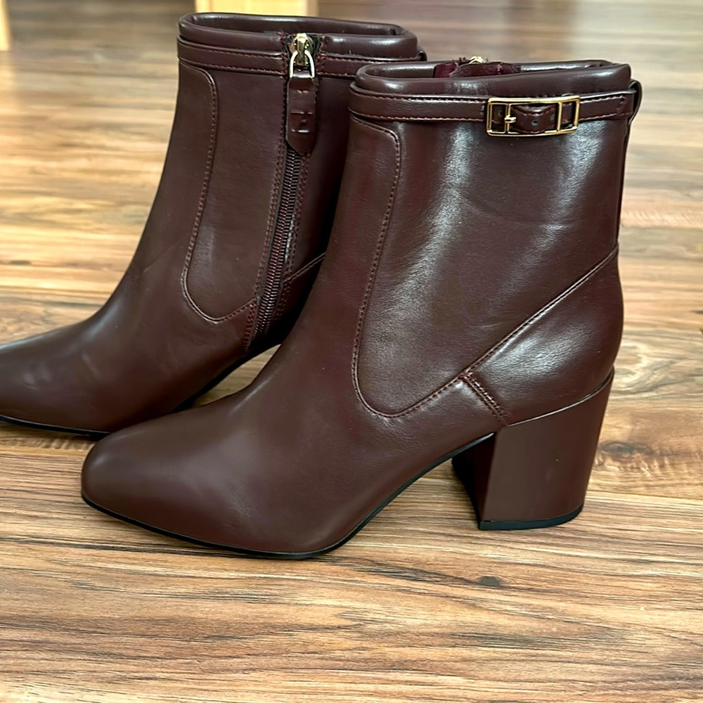 Franco Sarto Tribute bootie color Cordovan (brown) new no box Size 8.5